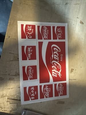 NICE LOT OF COCA COLA STICKERS NOTEBOOK (6) PENCILS AND 3D GLASSES - Thumbnail 2