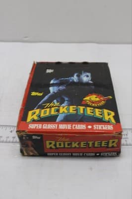 THE ROCKETEER TOPPS SUPER GLOSSY MOVIE CARDS STICKERS FULL BOX 36 PACKS (1991) - Thumbnail 4