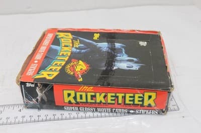 THE ROCKETEER TOPPS SUPER GLOSSY MOVIE CARDS STICKERS FULL BOX 36 PACKS (1991) - Thumbnail 5