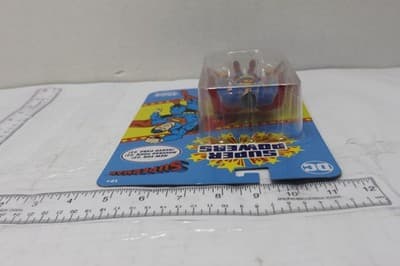 McFarlane Toys DC Superpowers Superman 5" Action Figure, 2022 Series 1 BRAND NEW - Thumbnail 3