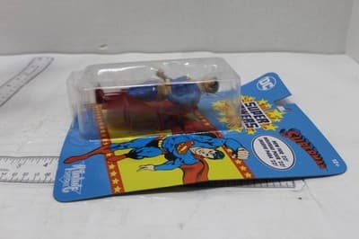 McFarlane Toys DC Superpowers Superman 5" Action Figure, 2022 NEW-R-490 - Thumbnail 5