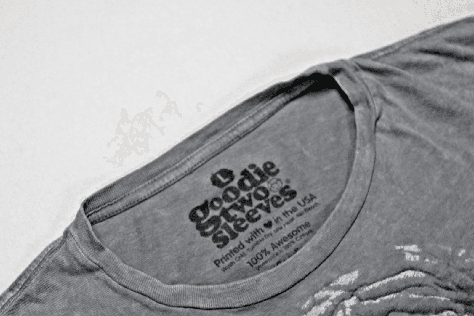 Goodie Two Sleeves T Shirt Mens L Gray Cotton Elephant Graphic Classic Very Soft - Thumbnail 4
