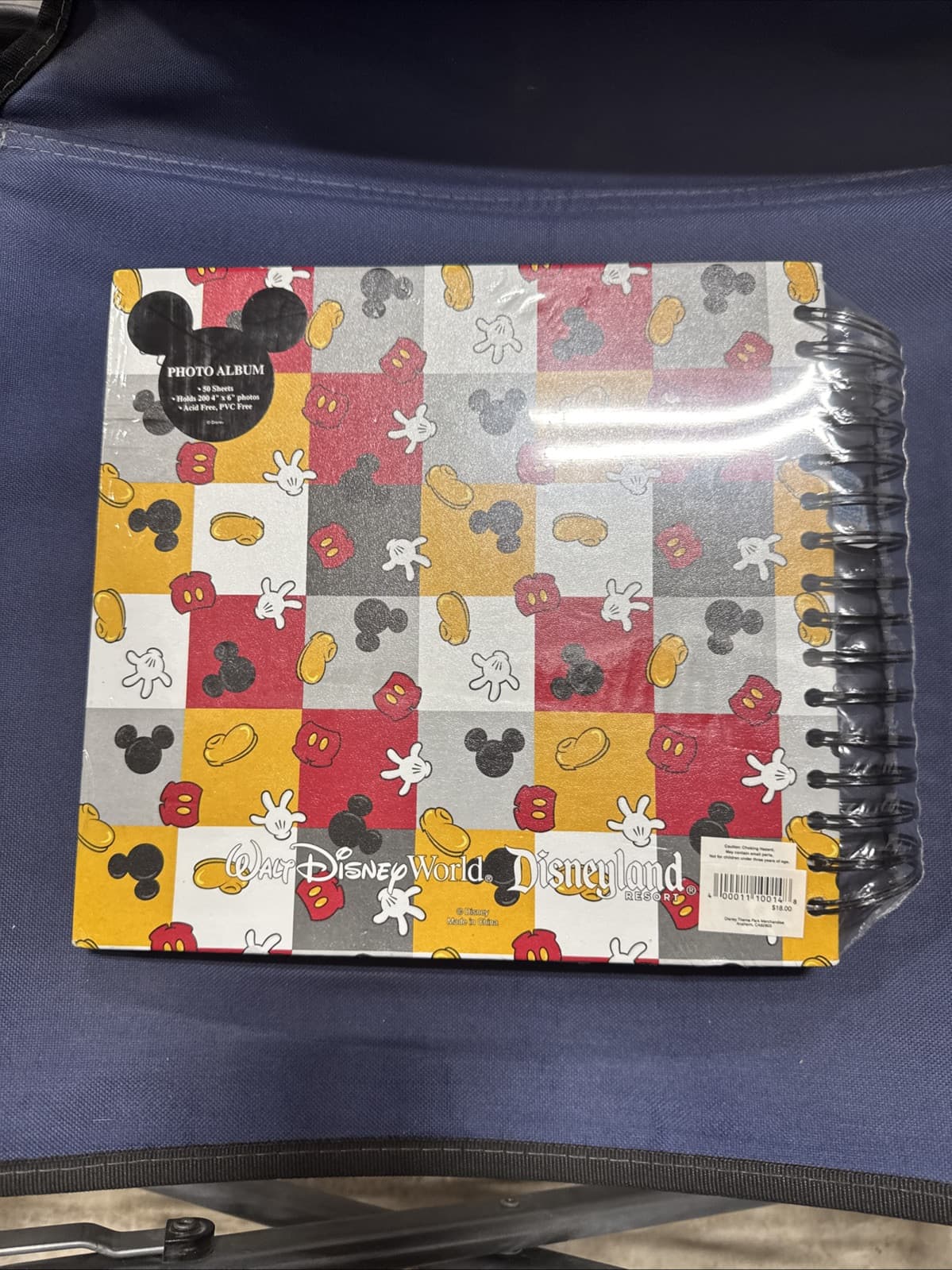 Walt Disney World/Disneyland Photo Album 50 Sheets 200 4x6 Photos. - Thumbnail 2