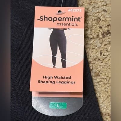 Shapermint Essentials High Waisted Shaping Leggings Color: Black Size: Large NWT - Thumbnail 2