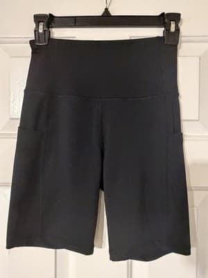 Daisy Fuentes Women’s Biker Shorts W/ Pockets Size: Small Color: Black - Thumbnail 2