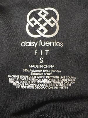 Daisy Fuentes Women’s Biker Shorts W/ Pockets Size: Small Color: Black - Thumbnail 4