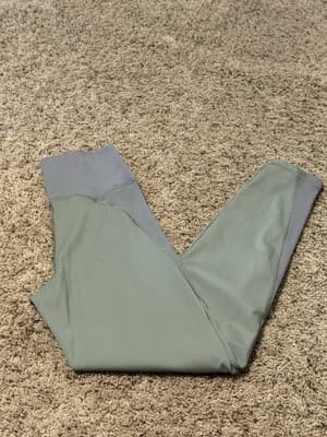 Offline by Aerie Women's Large Goals 7/8 Legging Hi-Rise Green