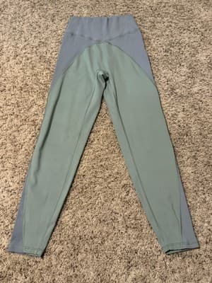 Offline by Aerie Women's Large Goals 7/8 Legging Hi-Rise Green - Thumbnail 3