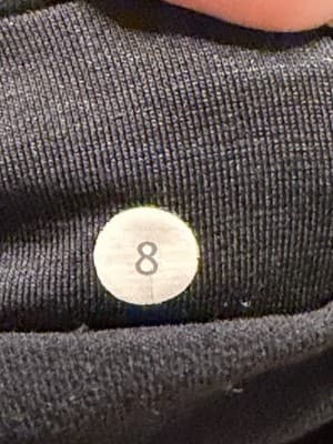 Lululemon Cropped Leggings size 8 - Thumbnail 3
