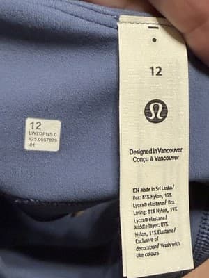 Lululemon Align™ V-Neck Bra Light Suport A/B Cup Size 12 W2DPNS Washed Denim NWT - Thumbnail 5