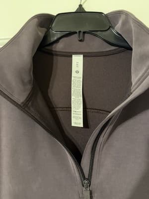 Lululemon Softstreme Long Half Zip Size: XL Color Sequoia Brown - Thumbnail 4