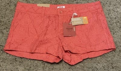 Mossimo Supply Co. Low Waist Lace Shorts Color: Coral Size 6 NWT