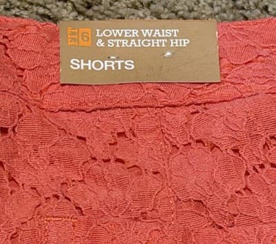 Mossimo Supply Co. Low Waist Lace Shorts Color: Coral Size 6 NWT - Thumbnail 4