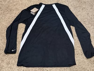 NWT Nike Women's Dri-FIT Basketball Warm-up Long Sleeve Top Color: Black Size XL - Thumbnail 2