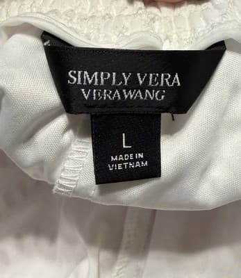 Simply Vera Vera Wang Women’s Eyelet Shorts Color: White Size: Large - Thumbnail 3