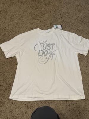 Nike Womens White Oversized Fit T-Shirt W/Rhinestone "Just Do It" Graphic XL - Thumbnail 4