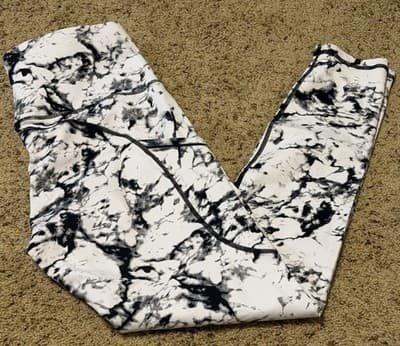 The Gym People HR Leggings Size: Large Black And White