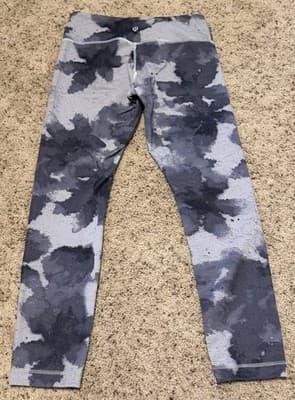 Lululemon Wunder Under Pants Size: 6 Floral Platoon Silver Spoon - Thumbnail 3