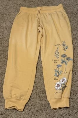 Zoe + Liv Sweatpants Size: Large Color: Yellow