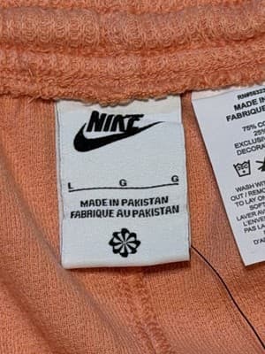 NWT Nike Sportswear Chill Waffle Women's Mid-Rise Shorts Size: XL Color: Apricot - Thumbnail 6