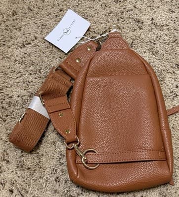 NWT Pretty Simple 3 Sisters Collection) Crossbody Bag Tan - Thumbnail 2