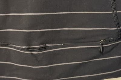 Lululemon Women's Workout Running Shirt W/Thumb Holes Size 6 P2P Is 14” - Thumbnail 4