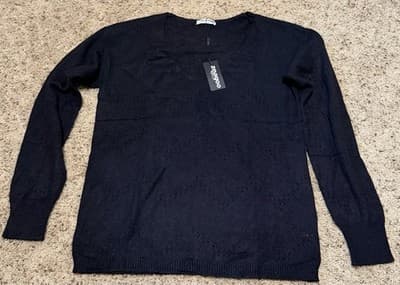 Zeagoo Women’s Sweater Black Size Medium