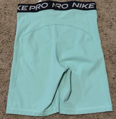 Nike Pro 365 Women's High-Rise 7" Shorts Color: Green Size: Small - Thumbnail 2