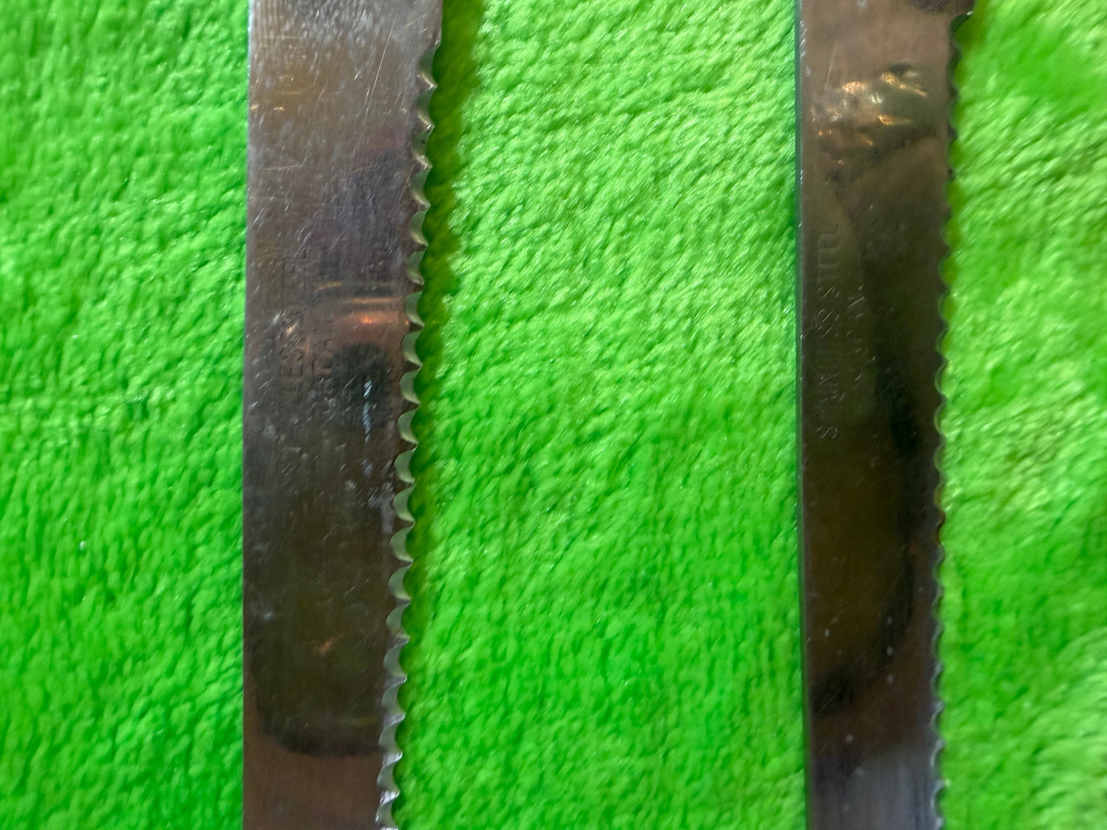 Stainless Steel Japan Serrated Steak Knives Set with Wooden Handles - Thumbnail 3