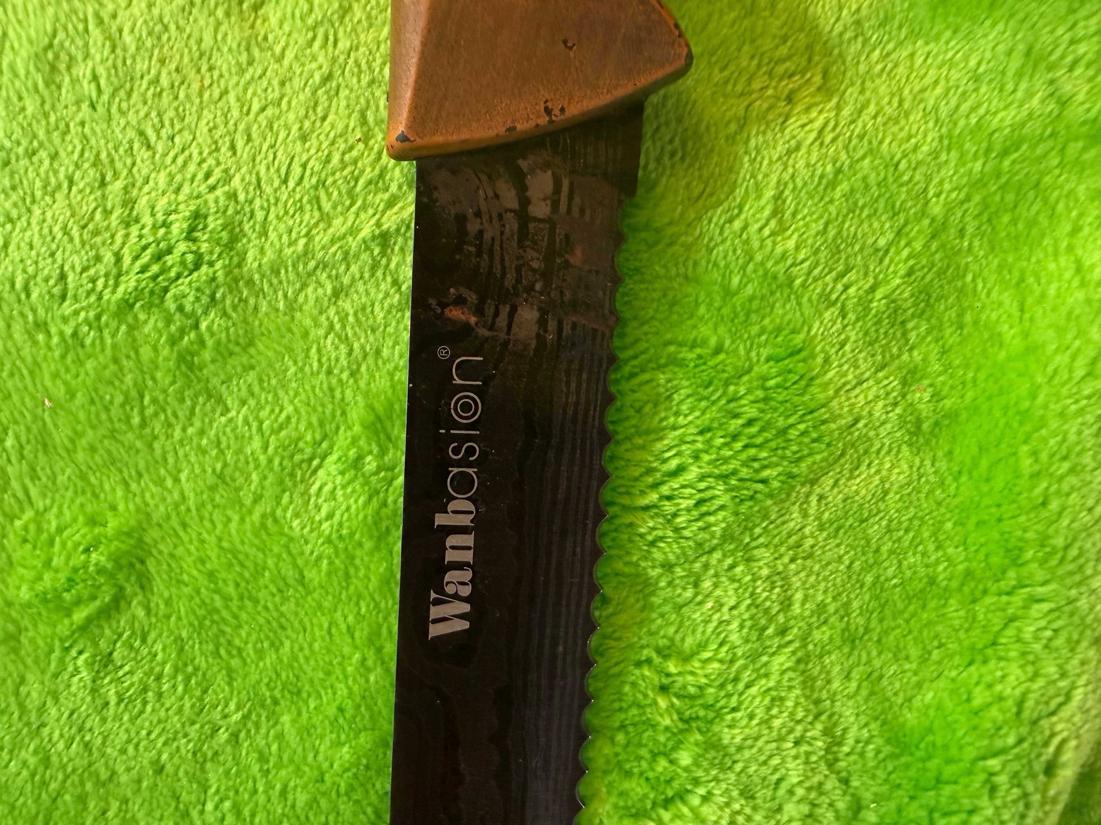 Wanbosi Serrated Bread Knife with Wooden Handle - Thumbnail 3