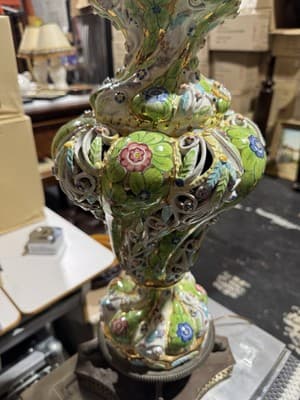 Vintage CAPODIMONTE Hand Painted Porcelain & Brass Lamp Italy - Thumbnail 4