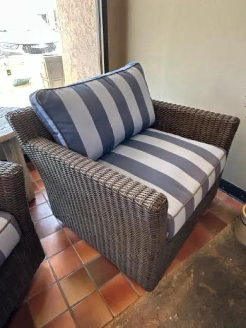 Summer Classic Dark Swivel Arm Chair with Navy Stripped Cushions & 2 Pillows - Thumbnail 2