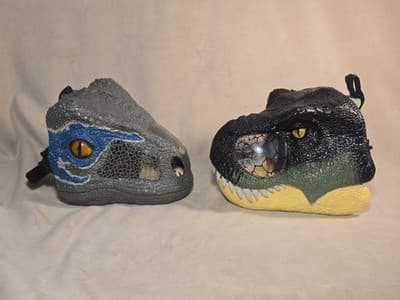 Jurassic World Dinosaur Mask Lot of 2 - T-Rex & Blue Raptor - WORKS, Mattel - Thumbnail 3