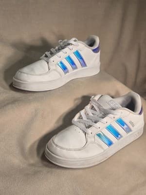 Adidas Grand Court Low US size 5 White/Irridecent - Image 1