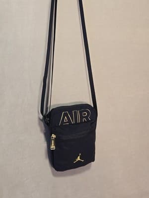 Nike Air Jordan Jumpman Unisex Shoulder Bag Crossbody Purse Handbag - Thumbnail 3