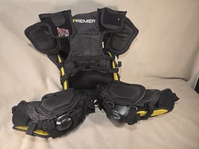 CCM Premier Hockey Goalie Shoulder Pads-Size Jr-G-TG -L/XL - Thumbnail 5