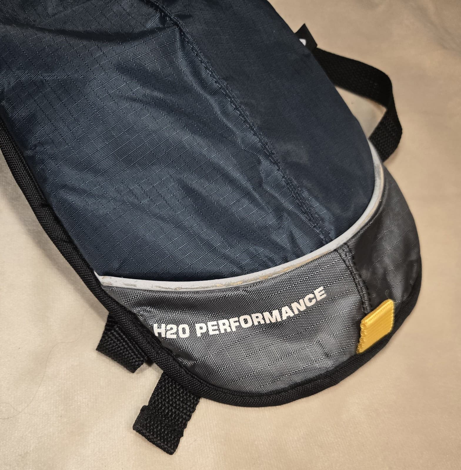 Outdoor Products H20 Performance 2L Hydration Pack Hiking Cycling Blue Gray EUC - Thumbnail 2