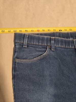 Vtg 80s Levi’s Action Jeans Red Tab Made in USA | Dark Wash Straight Leg | 40x30 - Thumbnail 7