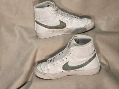 Size 6 - Nike Blazer '77 Essential Mid Glitter Swoosh - Dusty Sage W - Thumbnail 5