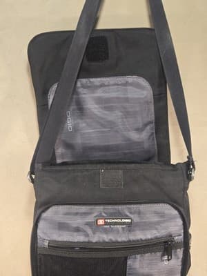 OGIO TechnolOGIO Crossbody Vault Messanger Bag Model# 630525 Unisex - Thumbnail 4