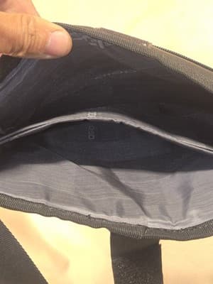 OGIO TechnolOGIO Crossbody Vault Messanger Bag Model# 630525 Unisex - Thumbnail 5