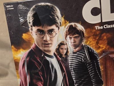 Harry Potter Clue The Classic Mystery Board Game Complete Moving Staircases - Thumbnail 2