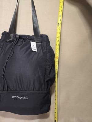 Beyond Yoga Convertible Backpack Black Zipped Pockets New With Tags 15in/17in - Thumbnail 10