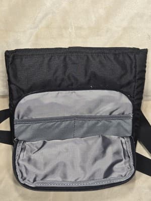 Eddie Bauer Crossbody Messenger Bag Black Adjustable Strap Travel Pockets - Thumbnail 4
