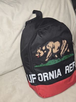 California Republic Backpack - Black & Red - Thumbnail 3