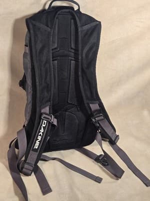 Dakine Drafter Mountain Bike hydration Backpack #8150-300-24 - Thumbnail 3