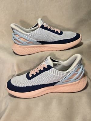 Kizik Hands-Free The Easiest Shoes You will Ever Put On Women's 7.5 - Thumbnail 5