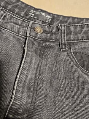 PrettyLittleThing Washed Black High Waisted Mom Jeans Distressed Ripped UK 12 US - Thumbnail 2