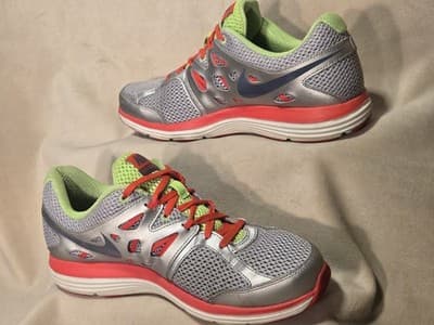 Size 9.5 - Nike Dual Fusion Lite Low Gray W - Thumbnail 4