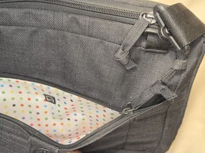 OGIO Black Messenger Bag - Laptop/Travel Bag - Used, Great Condition - Thumbnail 6